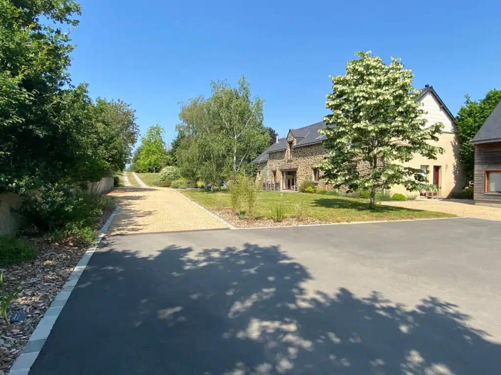 accès maison allée cour rennes paysagiste